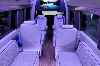 Tips For Planning A Successful Limousine Tour
